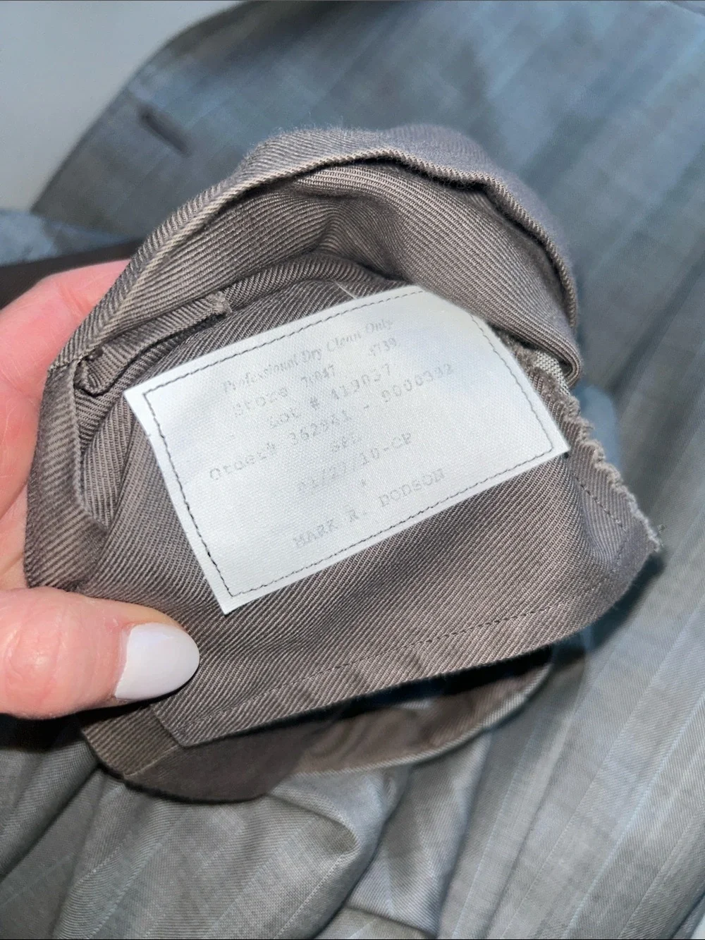 Tom James Prestige Custom Gray Pinstripe Wool Blend Suit 44R 36x28